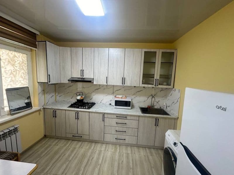 Аренда яккасарай район.  Двух комнатная.  Есть телевизор хол — фото 4