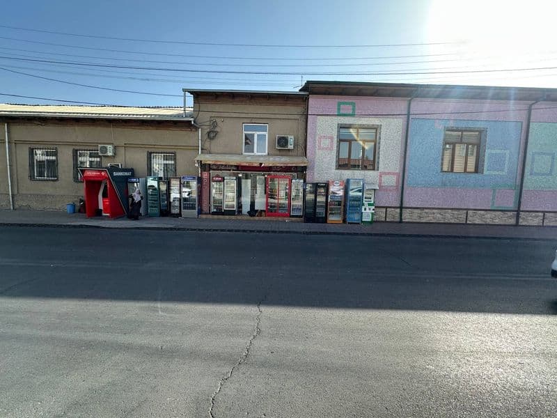 Сдаётся в аренду готовый магазин, 95 кв.м холодильник 6, мор