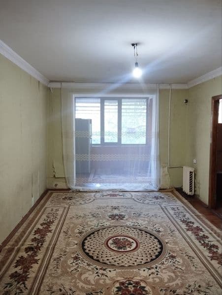 Авиасозлар 4 кварталда 3 хонали квартира ижарага берилади. Ф