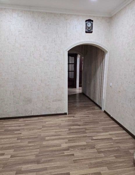 Сдается 3 комнатная квартира на 1 этаже на Карасу 3.<br />
П — фото 5