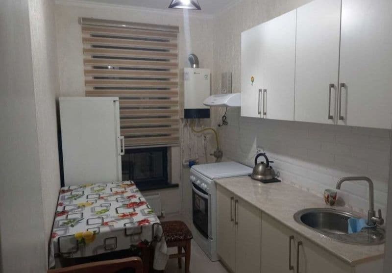 Yashnaobodda remonti alo uy ijaraga beriladi <br />
Orintir: