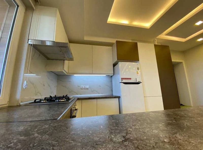 ЖК ИМПЕРИАЛ<br />
Сдается 2 комнатная квартира<br />
2/9/9<b — фото 4