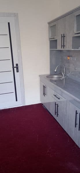 Ijaraga uy beriladi 1 xoali xovli uy dush va oshxona adelna  — фото 2