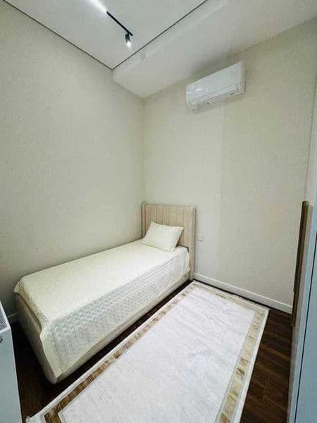 Новостройка <br />
<br />
Комнат: 4<br />
Этаж: 7<br />
Этаж — фото 3