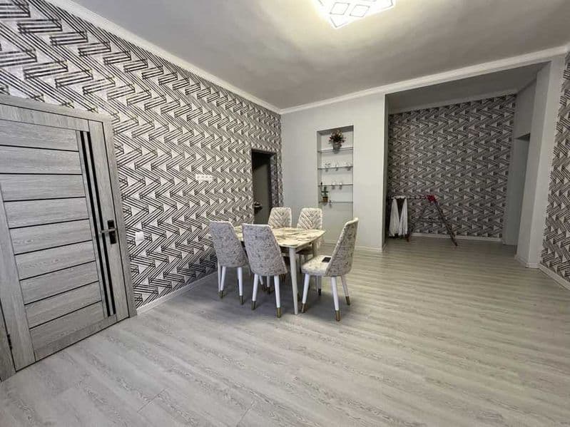 Срочня Сдаётся квартира мирободские район парк фуркат 1 етаж — фото 4