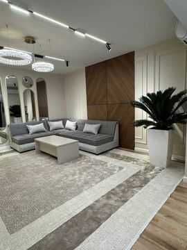 Район: Мирабадский<br />
Адрес: Айбек<br />
Ориентир: Метро 