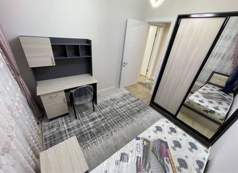 • Сдаётся квартира Навастройка <br />
• Район - Алмазар <br  — фото 2