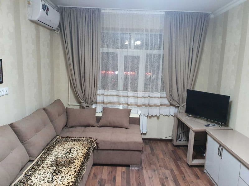 Чиланзар 8 Ориентир Парус<br />
<br />
1/3/4<br />
Площадь 2