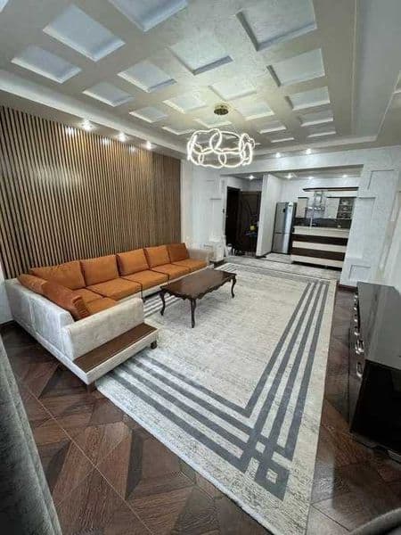 Район: Шайхантахур<br />
Адрес: Чорсу<br />
<br />
• Комнат: — фото 3