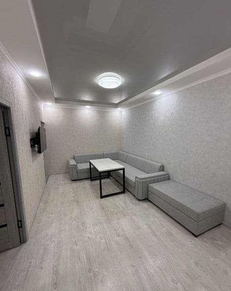 1ка-32<br />
АРЕНДА - 1/2/5.<br />
Художникова.<br />
Ориент