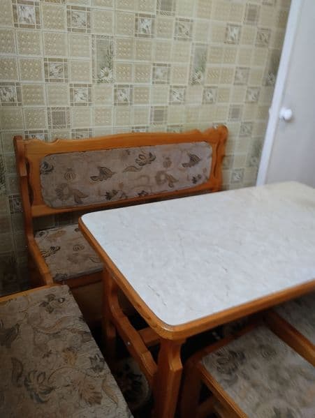 Buyuk ipak yo'li metrosiga 200 metr, Sayram bozori orqasida 