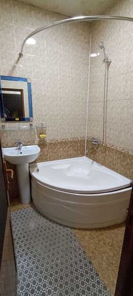 Qizlarni kvartiraga quyaman bez makler 1ta  xonaga 2ta qiz q — фото 2