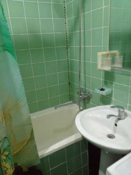 Сдаю квартиру . Массив чиланзар 6 квартал, 8 дом. 2-х комнат — фото 5