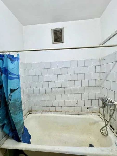 Срочно сдается квартира 1 комнатная переделанная в 2, на 1 э — фото 3
