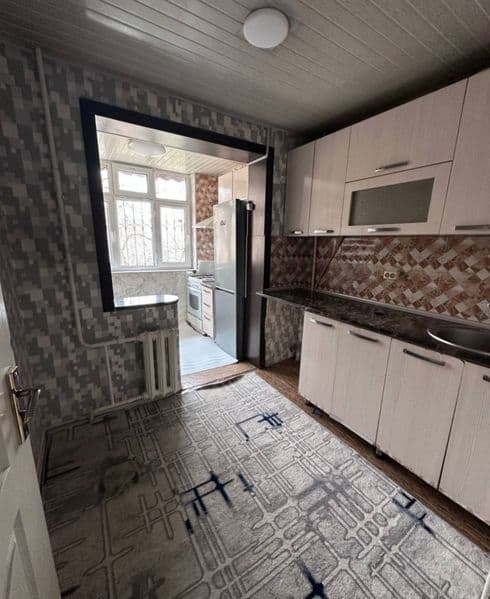 Chilonzor metrosi yaqinda arenda 1 xona <br />
200$<br />
Bo — фото 2