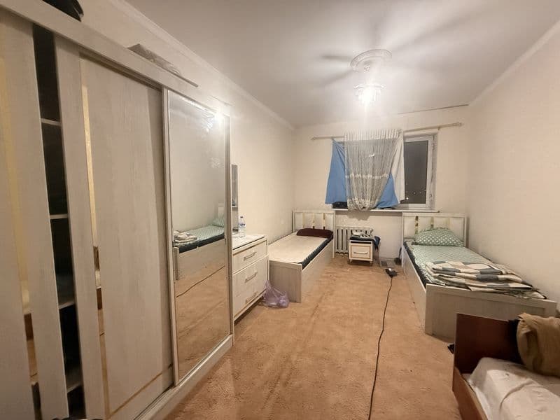 Tartibli turadiganla tel qilsin<br />
Shaxriston metro oldi