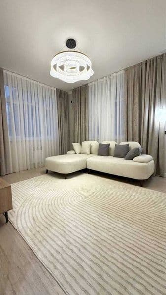 Сдается в 5 минутах от Ц-1 с новым ремонтом, никто не жил, в