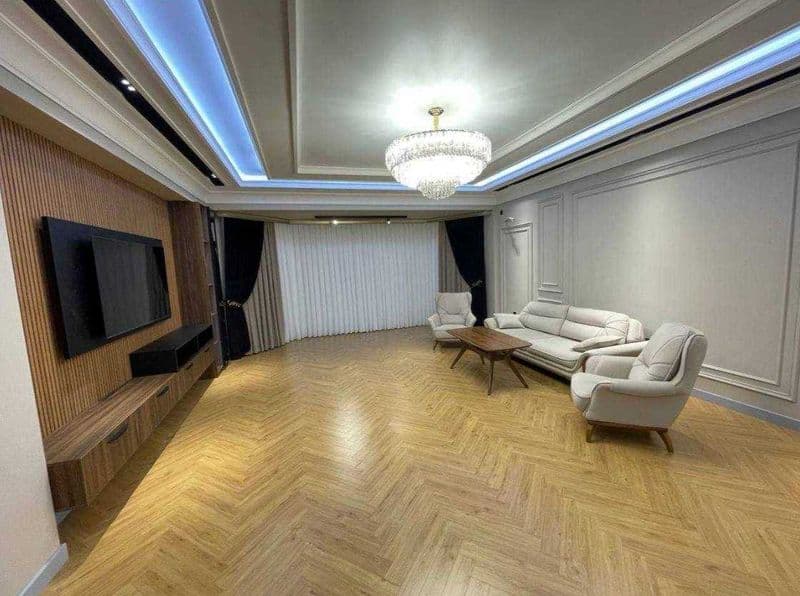 Сдаётся квартира.. на Ц-1 <br />
Ориентир - Посольство Япони