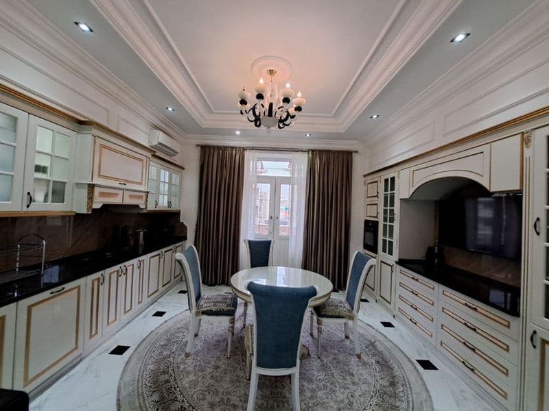 Сдаётся аренда новостройка <br />
Центр города  <br />
<br / — фото 4