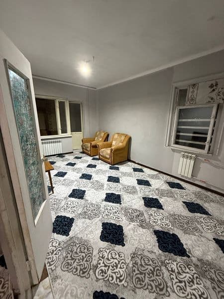 Срочно сдаётся 2.4.5 квартира на долгий срок.рядом Инбазар,К