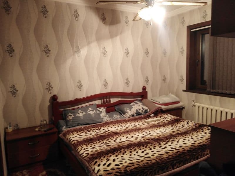 Олмазор раеон Тинчлик метро Гунча Чорсу яакин Аренда 3 хона 