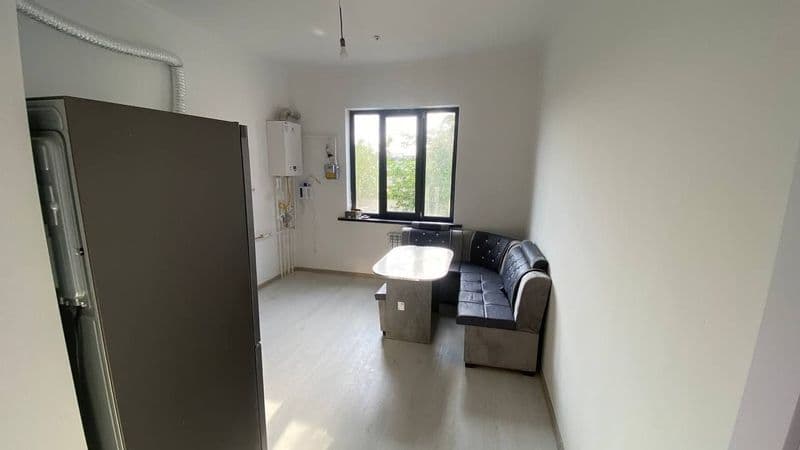 DIKKAT Srochnoo IJARAGA <br />
Uchtepa URIKZOR REZIDENSE NOV