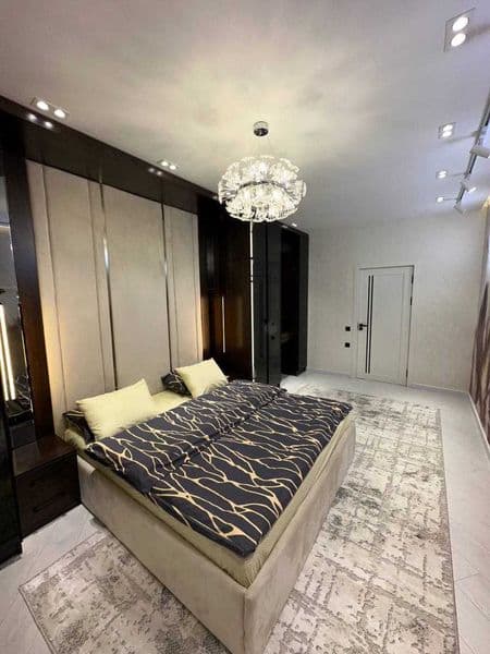 Сдаётся шикарная 3-комнатная квартира Евро Семений Пари<br /