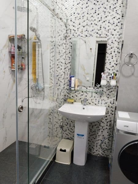 Olmazor tumani Beruniy metro yaqnida arenda bezmakler 1 xona — фото 3