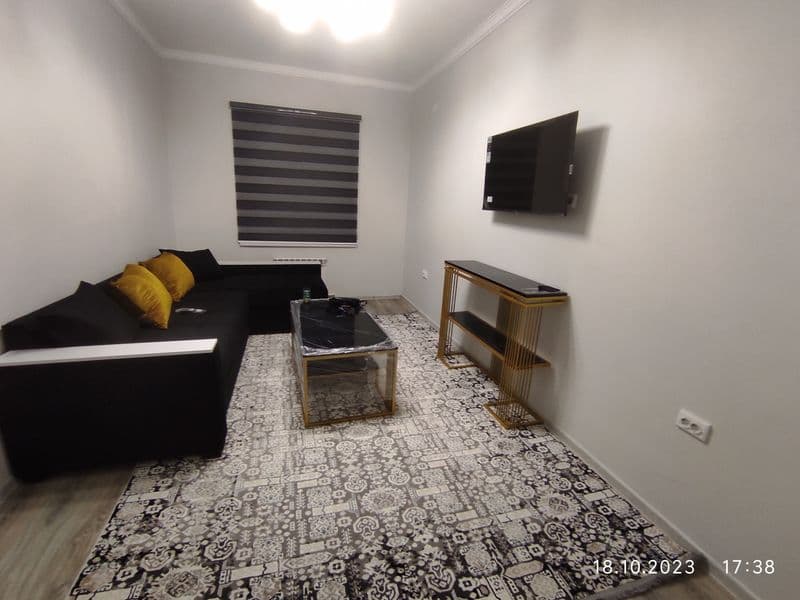 Сдам свою 3х комнатную 73 квм квартиру на долгий срок.  В кв — фото 2