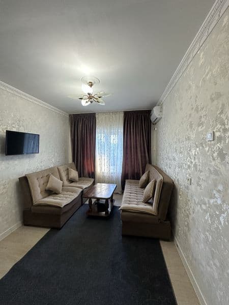 около метро НОВЗА +998 93 776 00 43<br />
   1 линия<br />
 