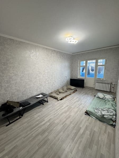 Полностью укомплектованная трёхкомнатная квартира на третьем