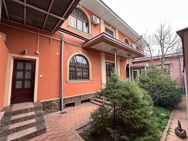 Аренда <br />
Иригационный институт <br />
Новомосковская <b