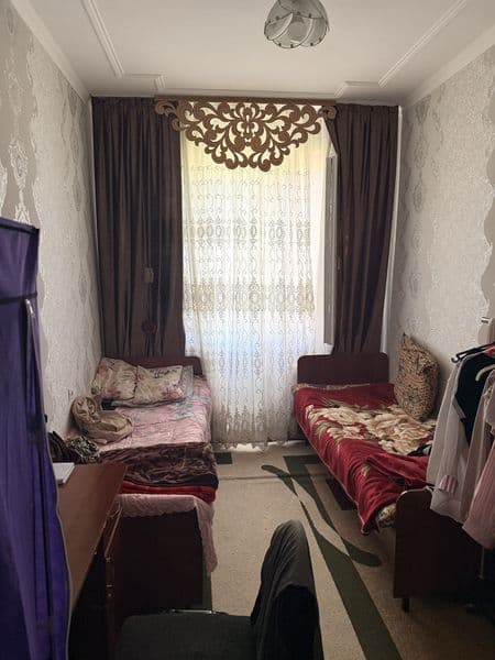 Oqidigan ishlidigan qizlaga xozaykali kvartira bor 3xonali d