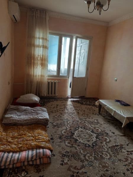 Здаецая 1 комнатная квартира массив куйлук 5 балкон 2 3 метр