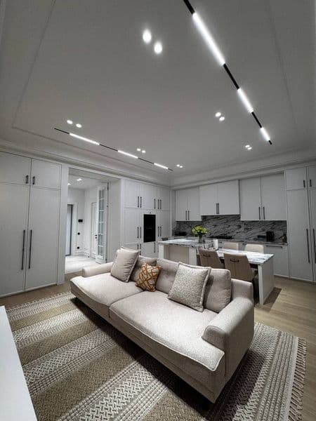 Аренда 2х комнтная квартира <br />
Площадь 77м2<br />
2/19/2