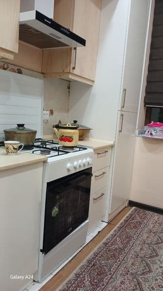 Kvartira qòyamiz. (Xazyaykali). Bez makler. Novostroyka dòm.