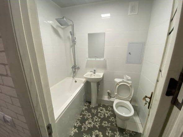 Сдаётся 2 комнатная, с хорошим ремонтом с мебелью и техникой — фото 5