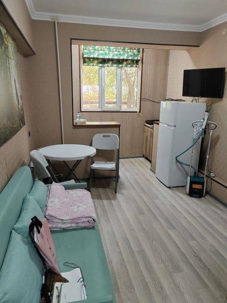 Сдаётся в аренду 1 комнатная<br />
Этаж 2<br />
Этажность до