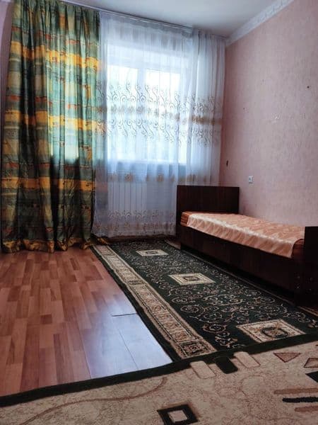 Без хозяин. риелр йук.<br />
3/1/4 ,<br />
1 хона 1 угил бол