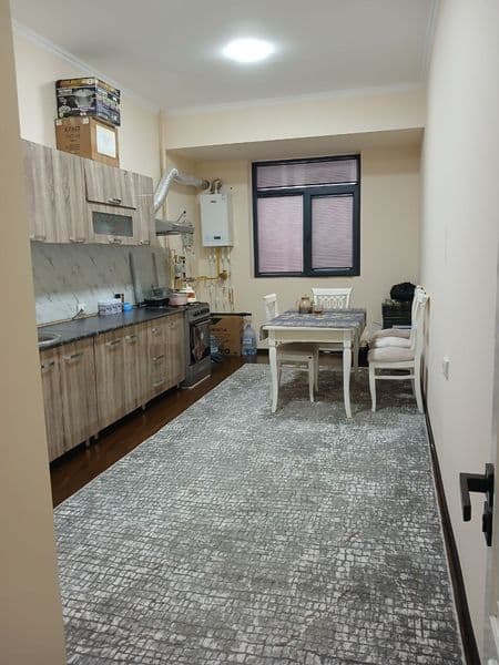 toza ozoda oila uchun uzoq muddatga shartnoma bor  1 xona kv