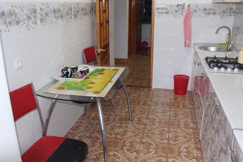 Срочно срочно сдаётся в аренду на долгий срок 3 комнатная кв — фото 4