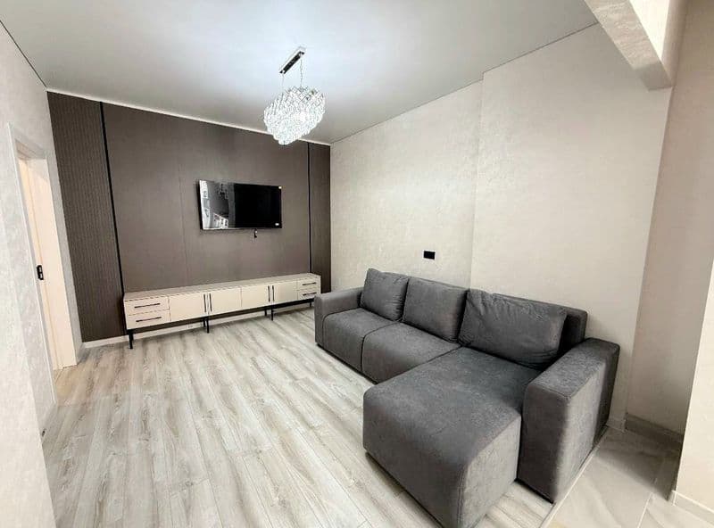 Район: Мирабадский<br />
Адрес: ул. Айбек<br />
Ориентир: Ме