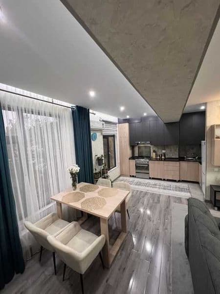 Район: Юнусабадский<br />
Адрес: Ц4 <br />
<br />
Комнат: 3< — фото 2