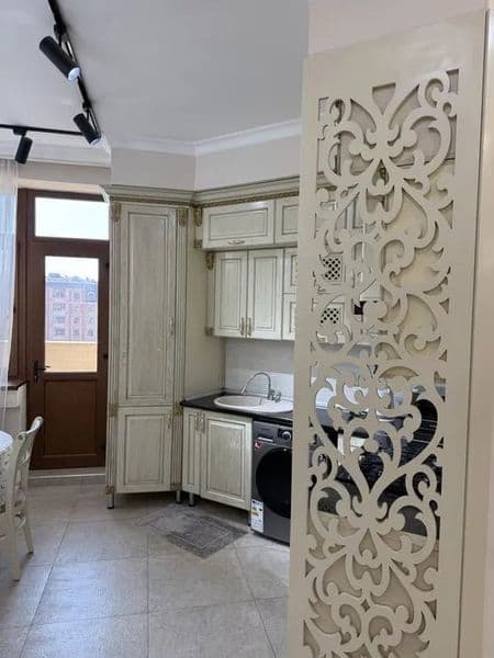 Яккасарайский район<br />
Ориентир:Пирамит<br />
<br />
Комн