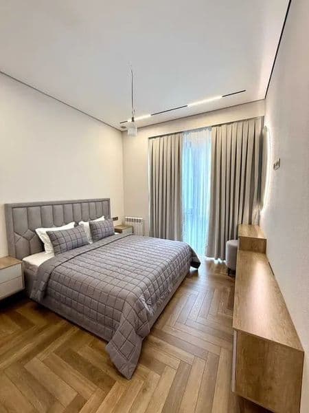 Novzada ijaraga beriladi 3 xonali akuratni insonlaga berilad