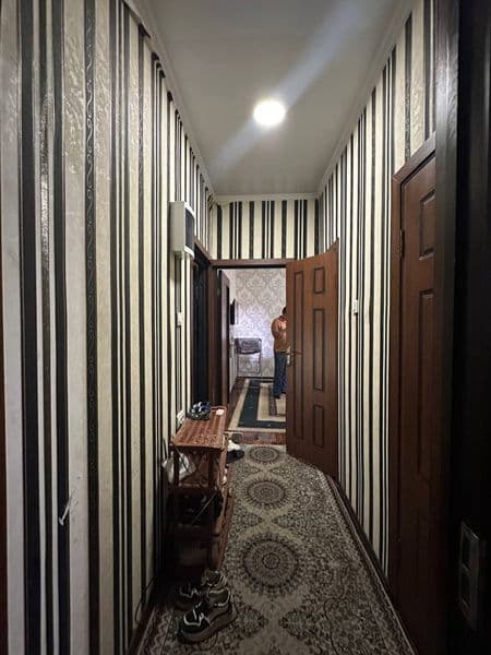 Чиланзор 10 кв 2/4/4 400 ye яхши инсонларга берилади узок му