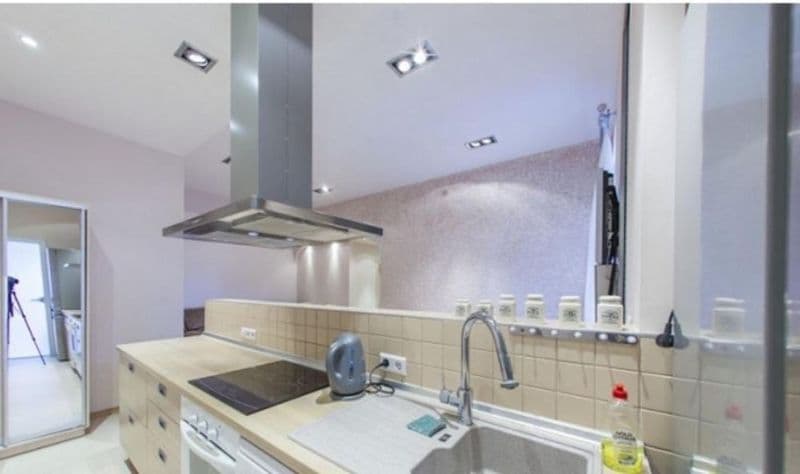 Сдается квартира на Ойбеке 4/4/9. Звоните, есть много других