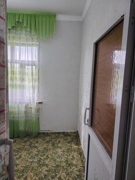 Аренда<br />
Юнусабад 19 квартал 2/5/5<br />
Мебель техника 