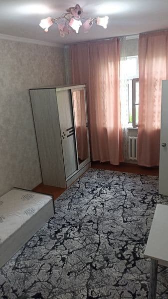 Сдам квартиру 1/4/4 ,  квартал - 7  Чиланзар,  на долгий сро