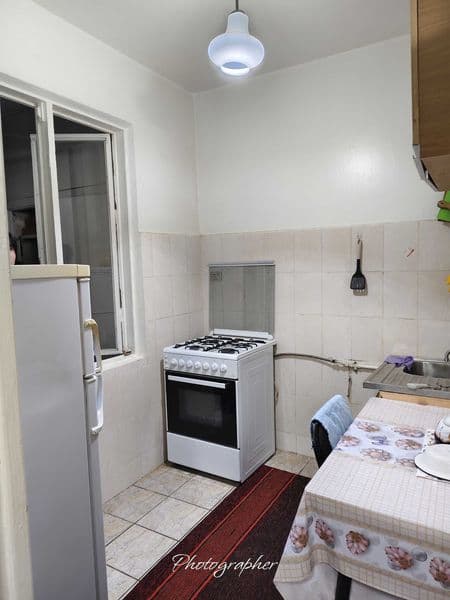 SROCHNA<br />
Qizlarga bez makler<br />
Tuman: CHILONZOR <br